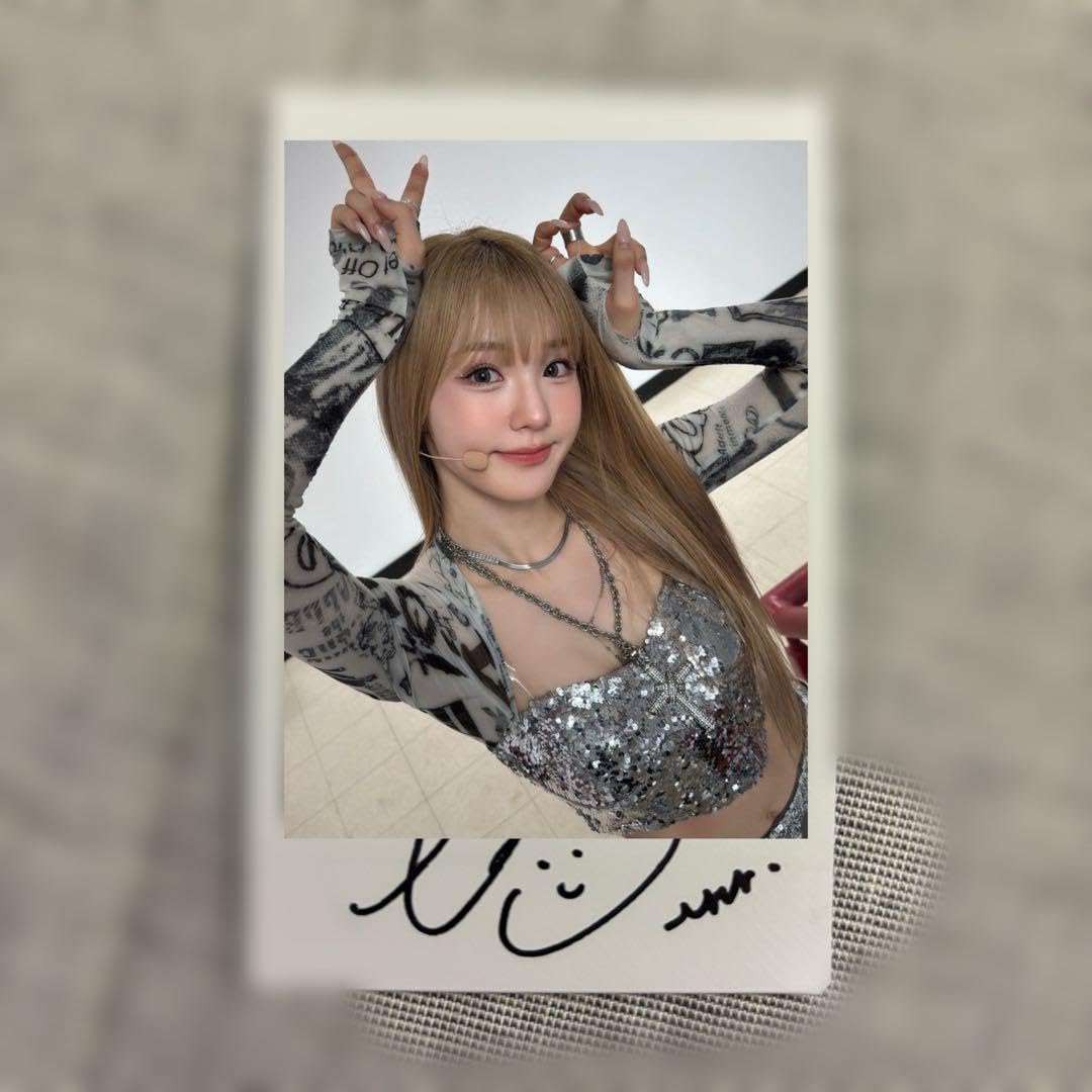 少女リバースウンビ直筆サイン入りポラロイド