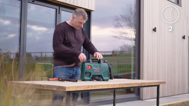 Amazon | ボッシュ(BOSCH) 高圧洗浄機 1300W 最大許容圧力10.5MPa 軽量