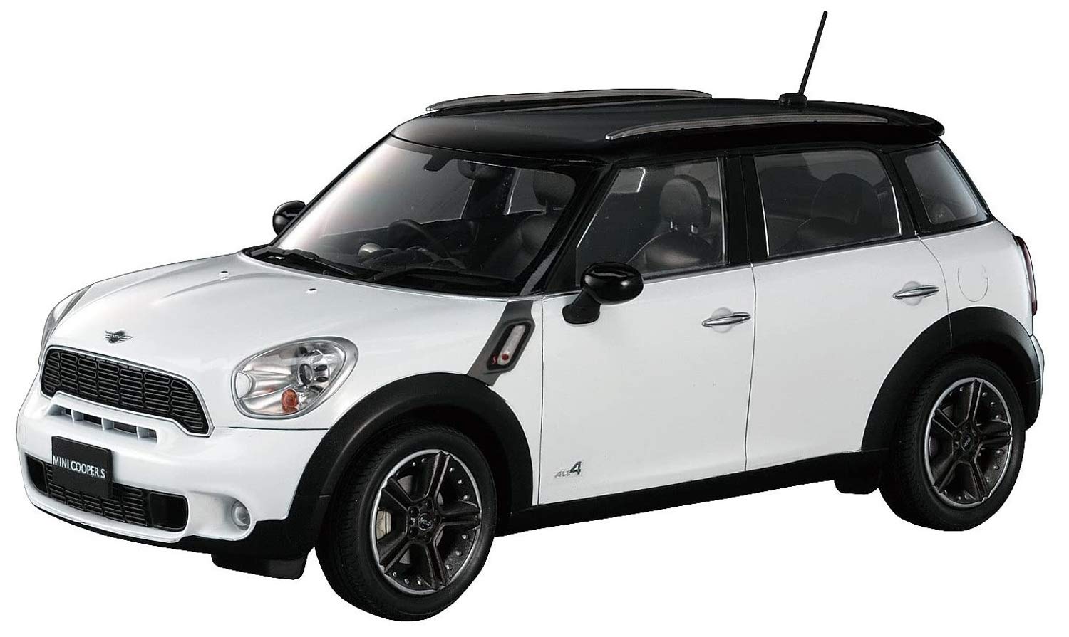 Amazon.com: Hasegawa HMCD21 1:24 Scale BMW Mini Cooper Countryman