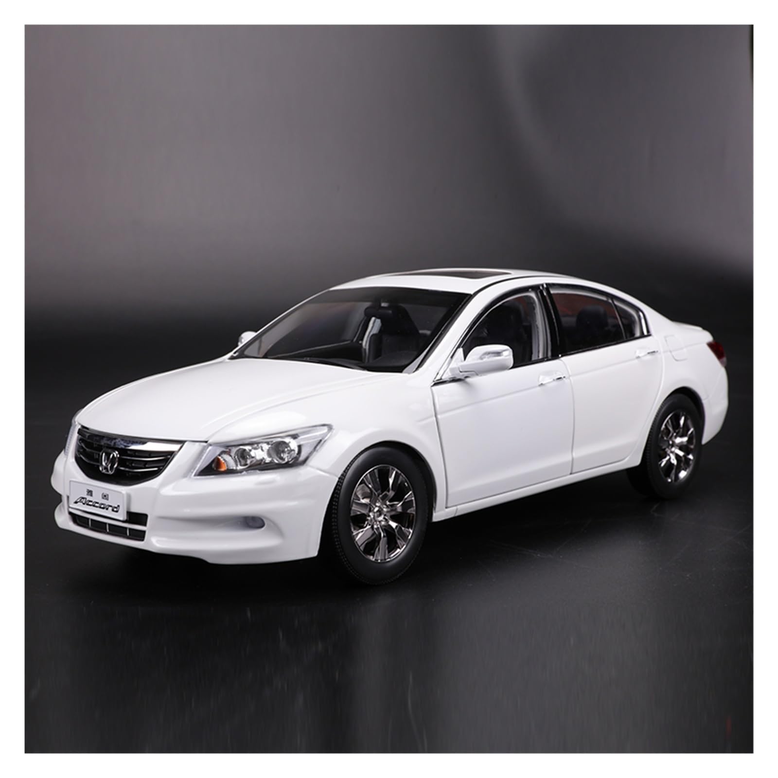 Amazon.co.jp: ミニカー スケールモデルカー 1:18 スケールホンダ