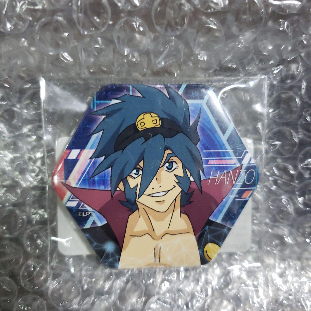 Amazon.co.jp: ダンボール戦機 ハニカム缶バッジ 郷田ハンゾウ : おもちゃ