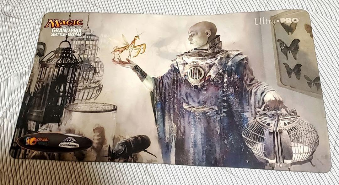 Amazon | mtg 秘密を掘り下げる者 プレイマット 昆虫の逸脱者 ウルトラ