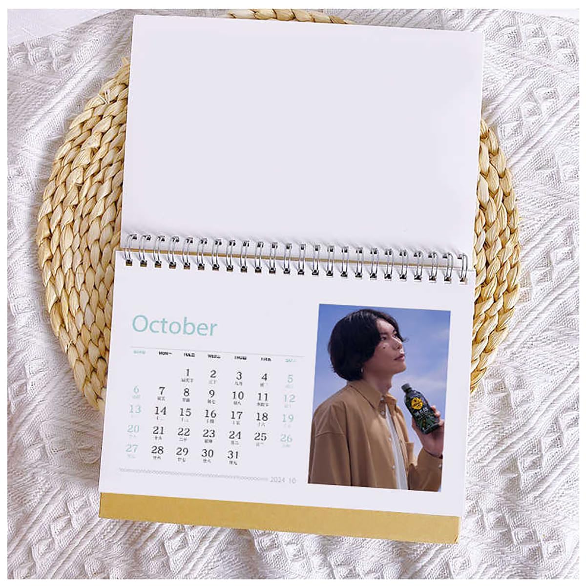 Amazon.co.jp: 米津玄師 カレンダー 2025年 卓上カレンダー 片面印刷