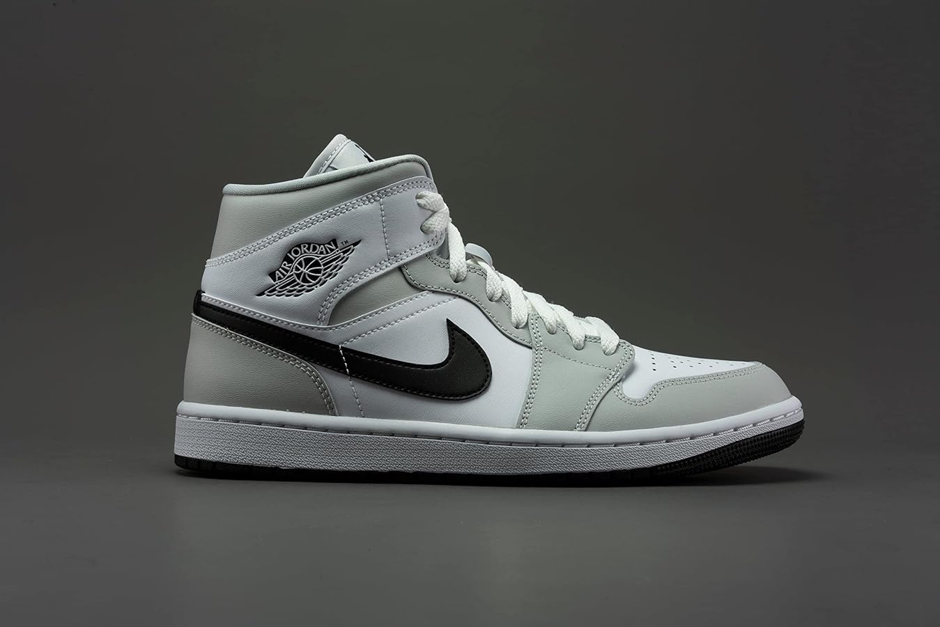 Jordan Womens WMNS Air Jordan 1 Mid BQ6472 015 Grey Fog - Size 12W