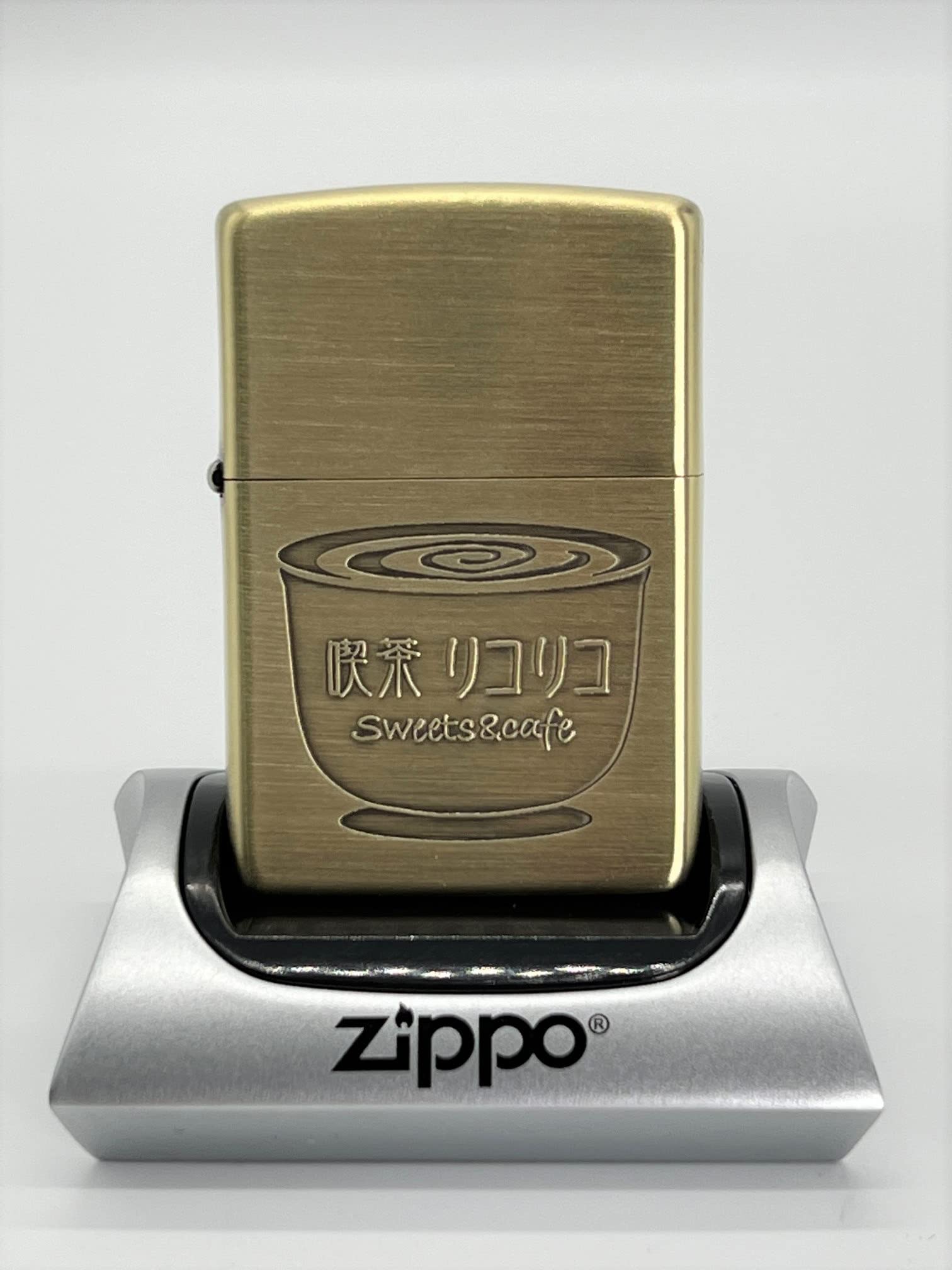 Amazon.co.jp: フィリア ZIPPO オイルライター リコリス・リコイル C柄