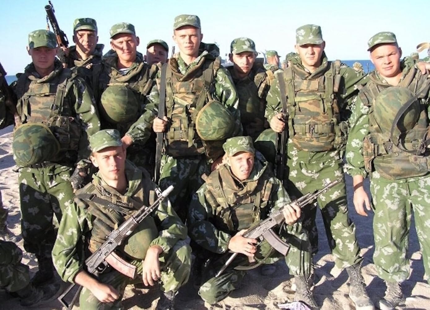 Amazon.co.jp: ロシア軍 空挺部隊(VDV) 迷彩服 （上下セット）52-54