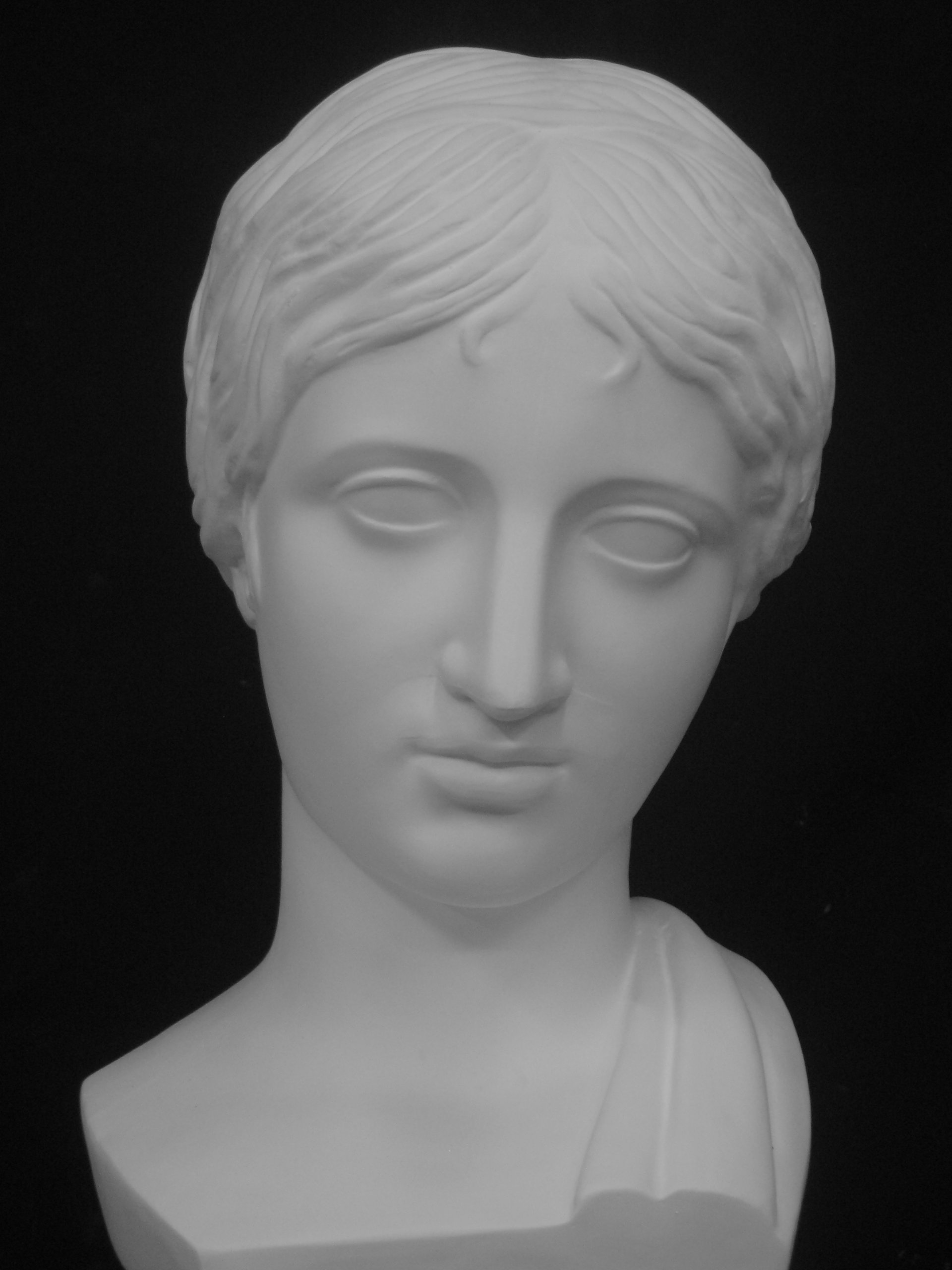 Amazon.co.jp: 石膏像 K－141 ギリシャ少女胸像 H．52cm