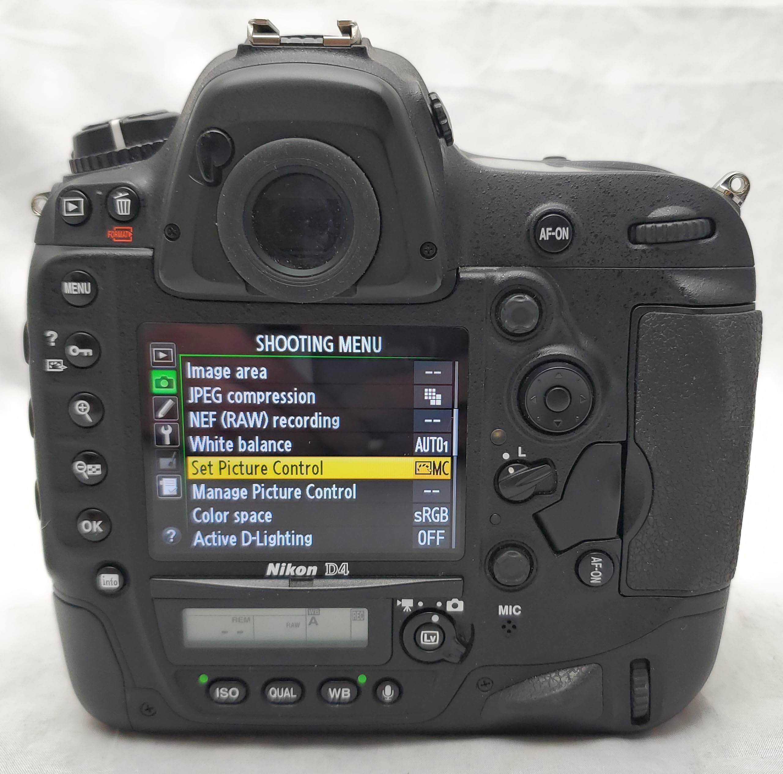 Amazon.com : Nikon D4 16.2 MP CMOS FX Digital SLR with Full 1080p