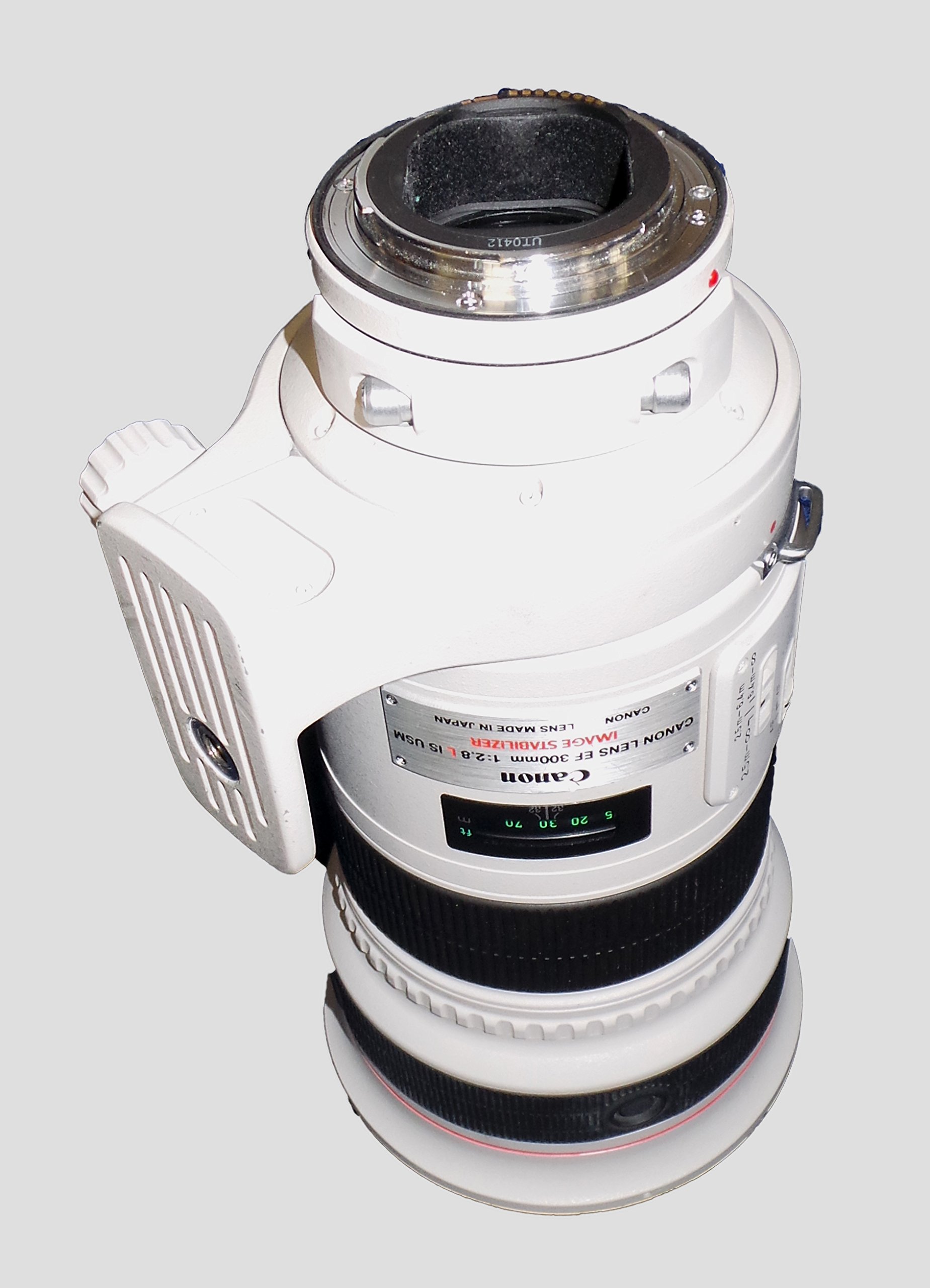 Amazon.com : Canon EF 300mm f/2.8L IS USM Telephoto Lens for Canon