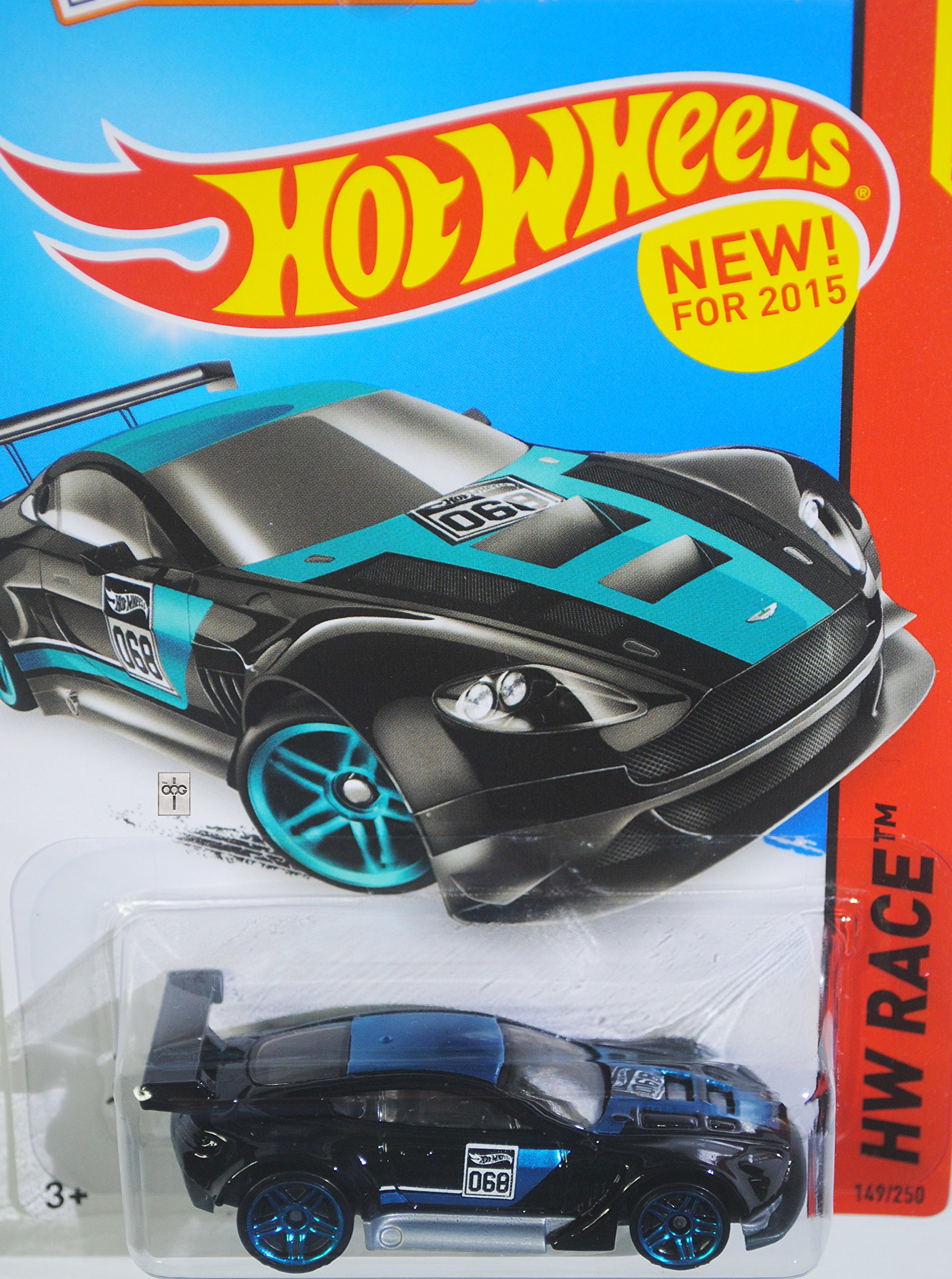 Amazon.com: Hot Wheels, 2015 HW Race, Aston Martin Vantage GT3