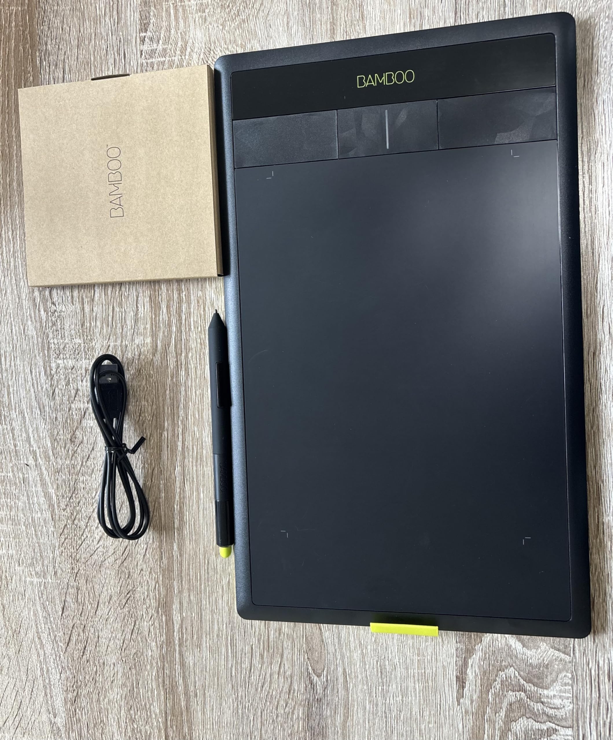 Amazon.co.jp: Wacom ペンタブレット Mサイズ ブラック フォトショップ