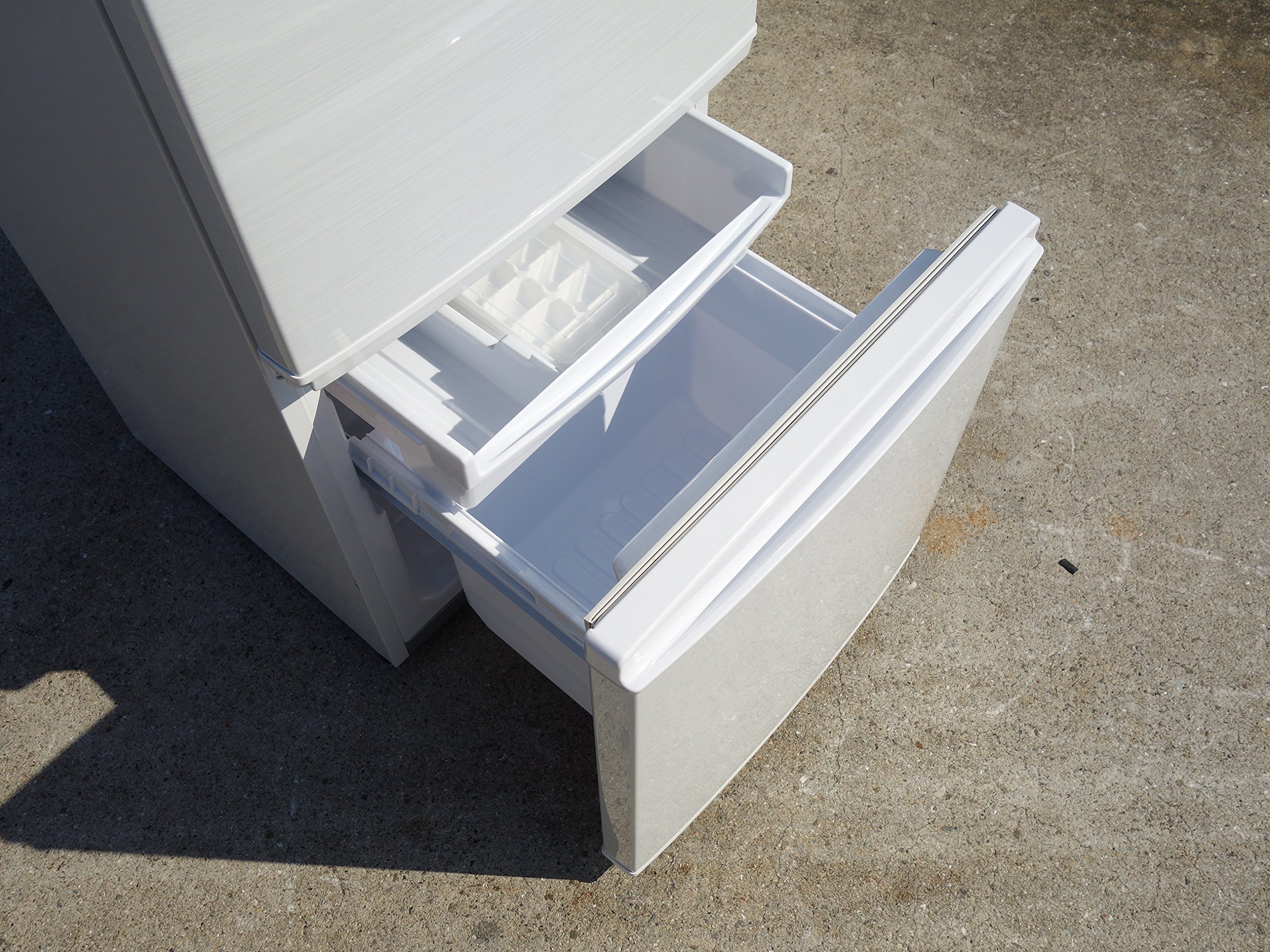 Amazon | SHARP 137L つけかえどっちもドア冷蔵庫 ホワイト系 SJ-14W-W