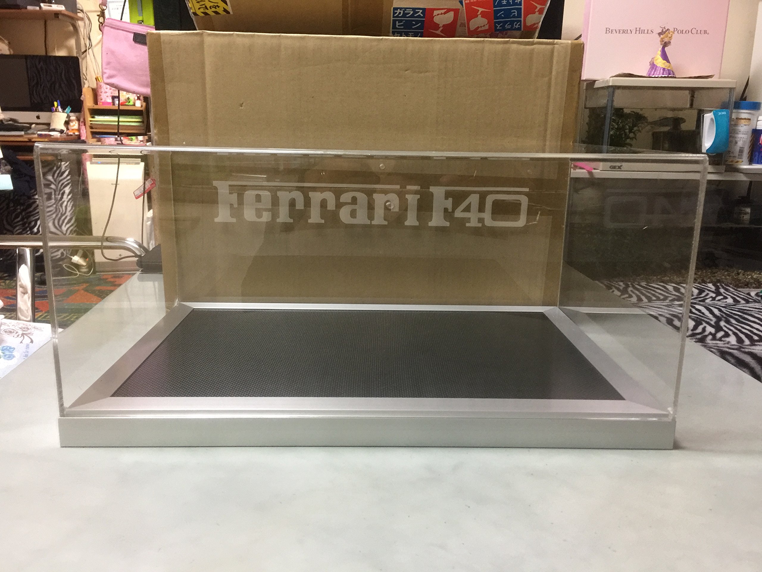 Amazon.co.jp: Ferrari F40 ロゴ入り限定モデル Display Base&Case 1