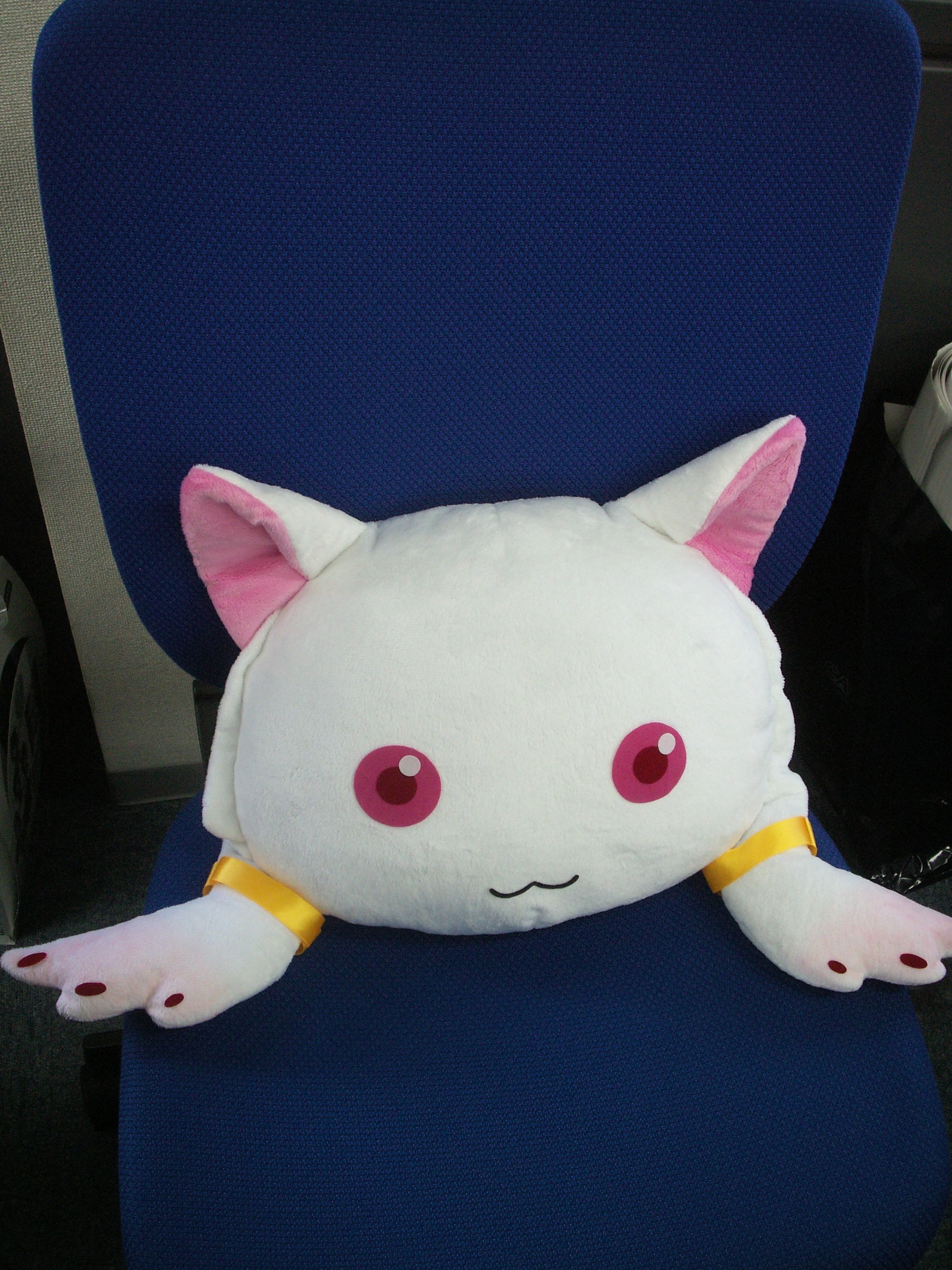 Amazon.co.jp: 魔法少女まどか☆マギカ キュゥべえ フェイスクッション