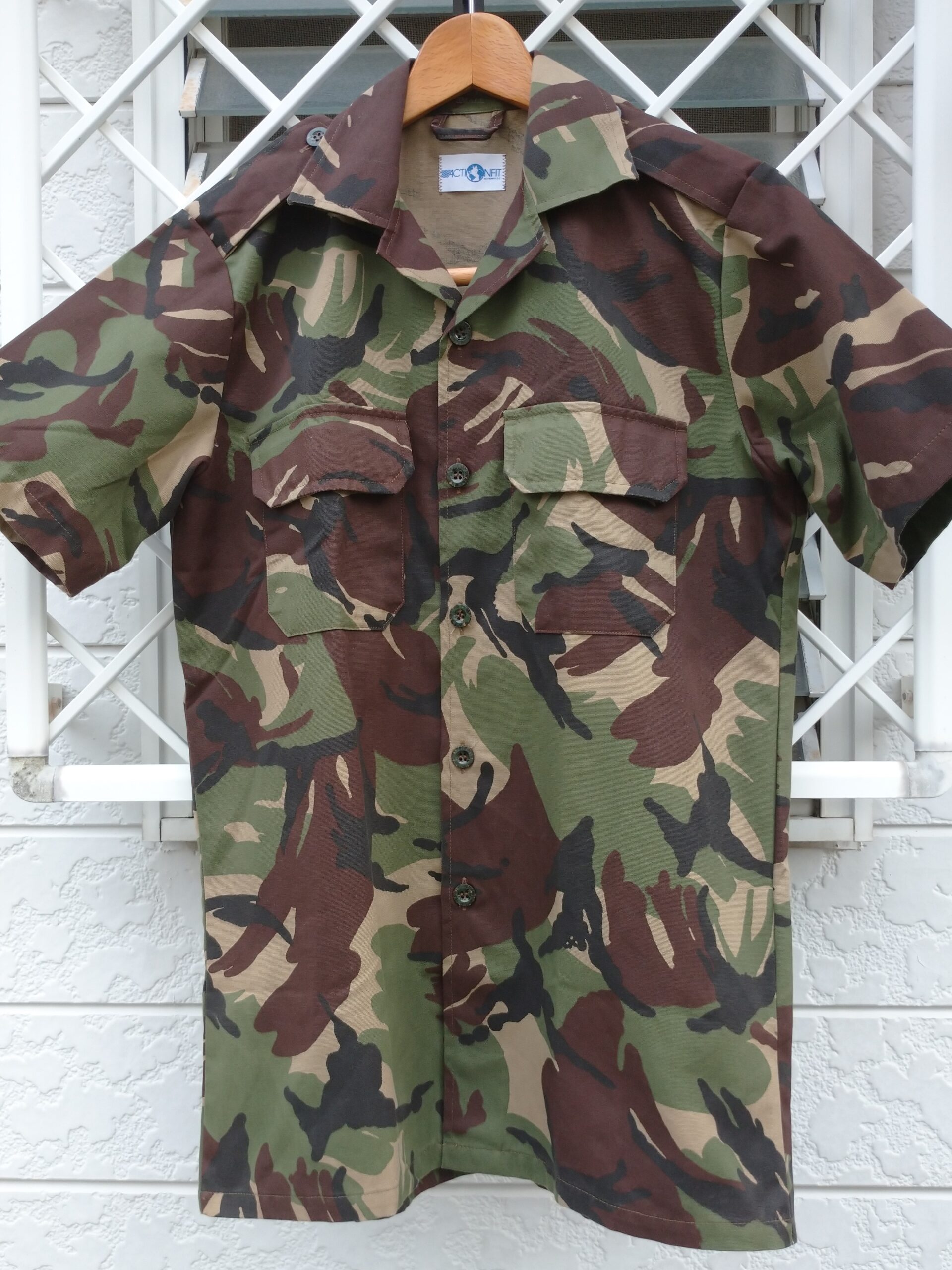 □イギリス軍 DPMカモフラージュ 半袖コンバットシャツ をレビュー