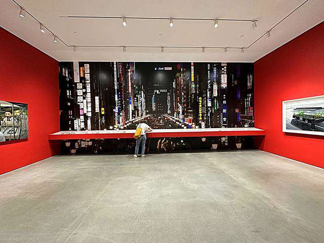 ニューヨーク 石田徹也個展 ガゴシアンギャラリー！社会的孤独感を