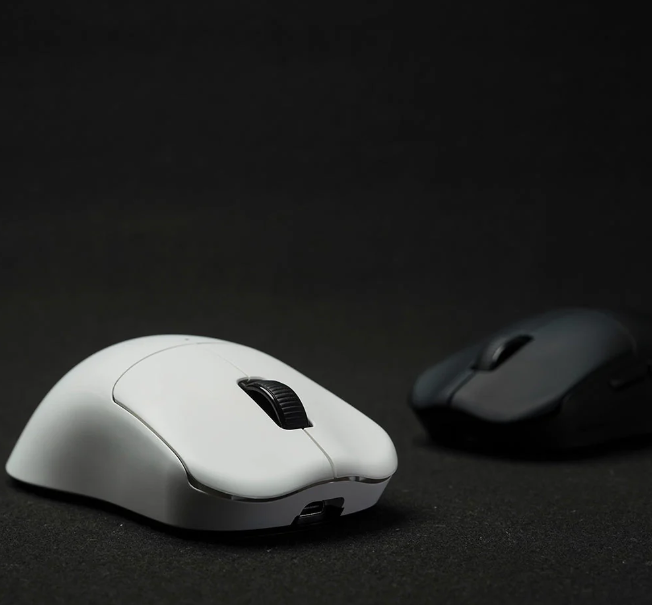 RAWM ES21 PRO/M Review: The Rising Maya Clones | by Damian Cooper