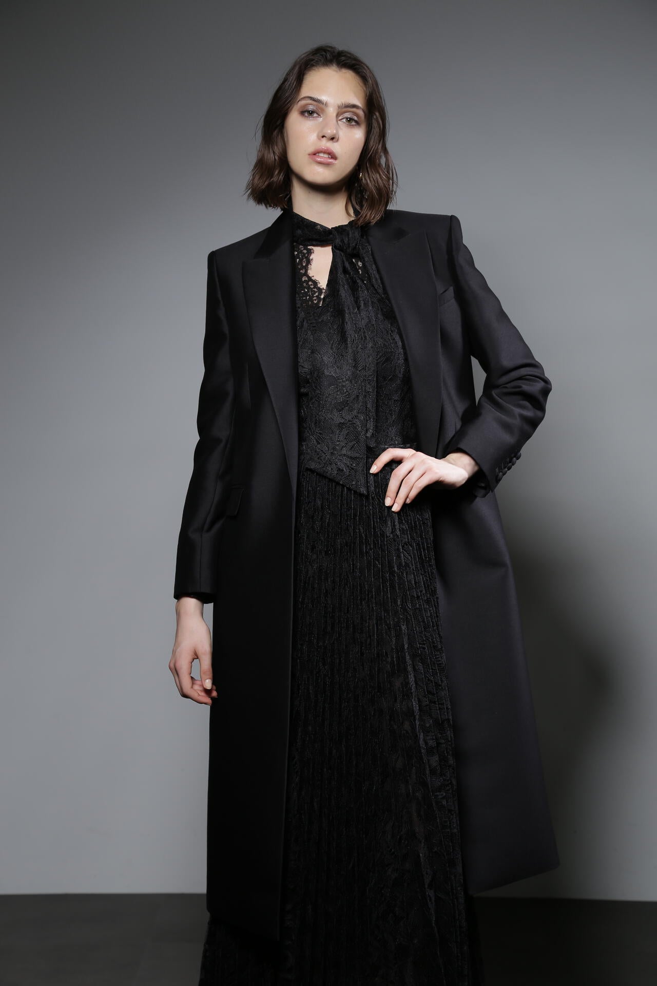 ピークドラペルチェスターコート_ | Alunc（アルン） ｜【公式】通販