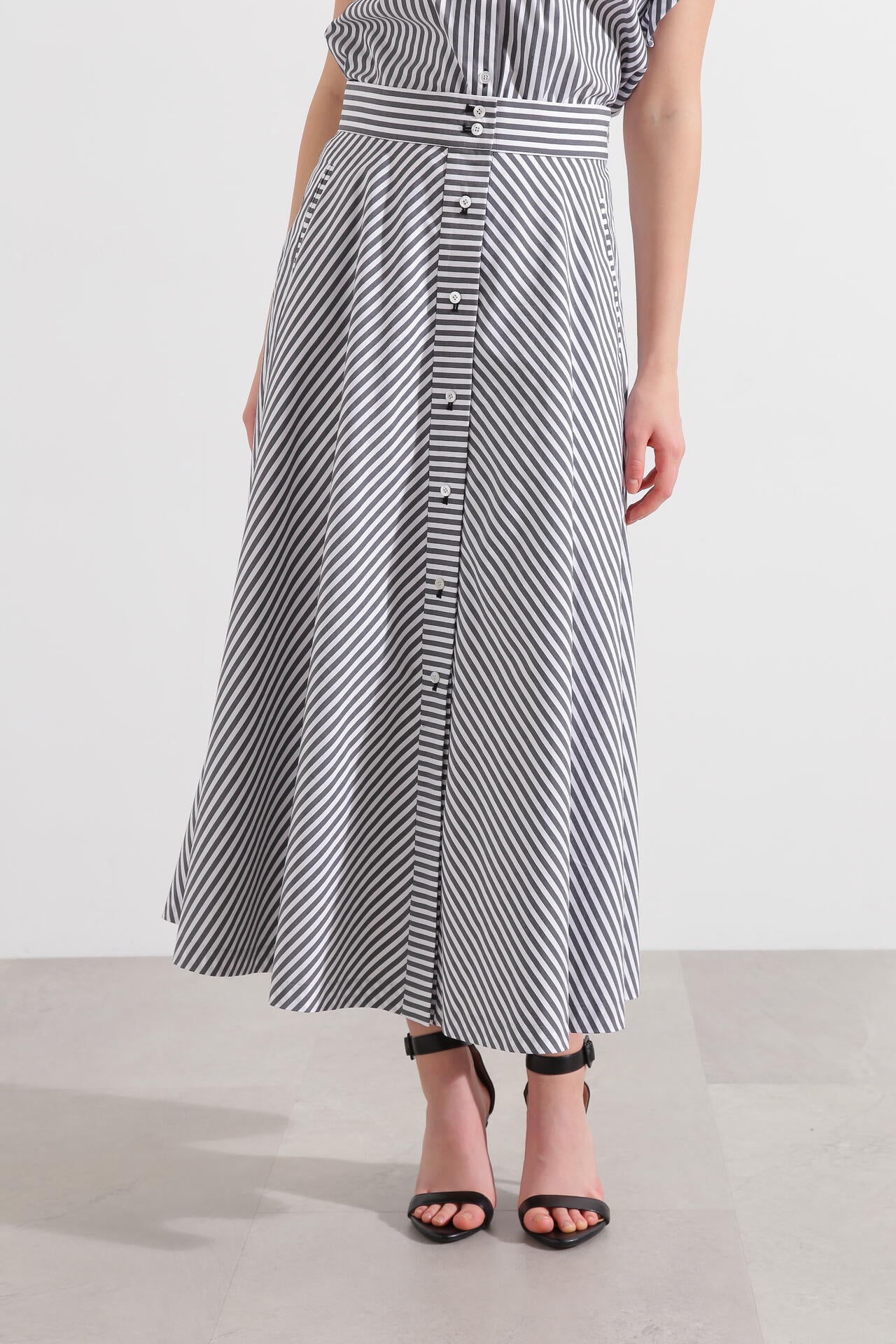 ストライプフレアスカート | PINKY&DIANNE（ピンキー&ダイアン