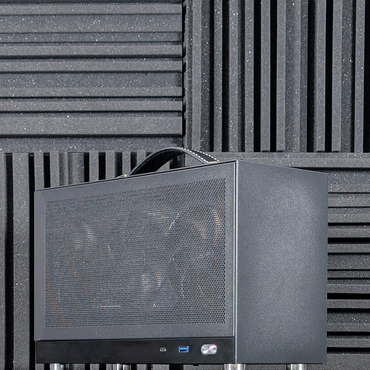 Shiny Snake S300: Prebuilt & Custom SFF Mini-ITX PCs