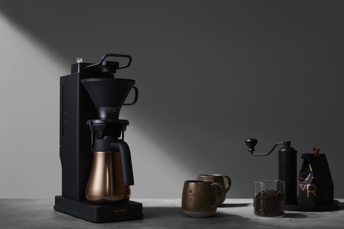 バルミューダ×スターバックス、コーヒーメーカー「BALMUDA The Brew