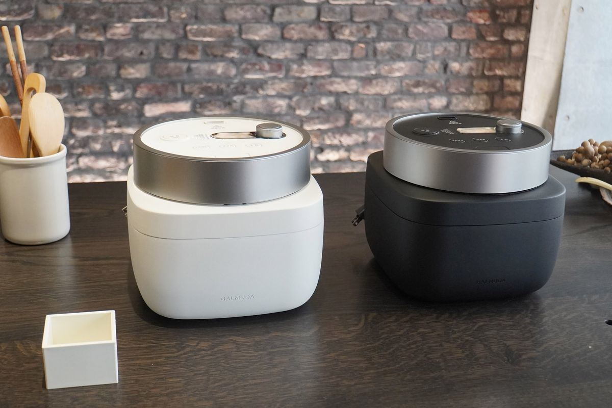 バルミューダの「蒸気で炊く」炊飯器に新モデル！ 味と機能はどう