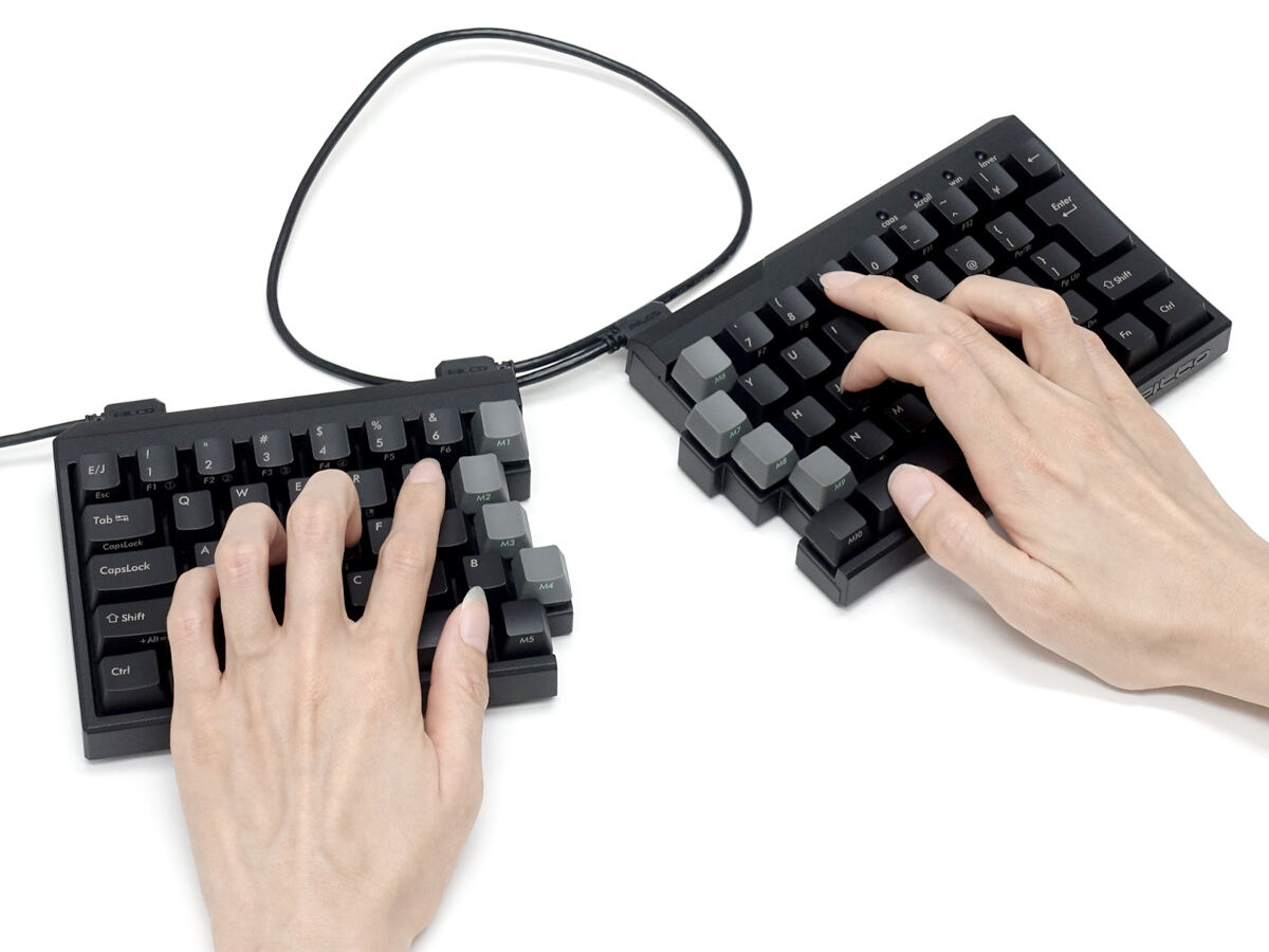 FILCO初の左右分離型メカニカルキーボード「Majestouch Xacro M10SP