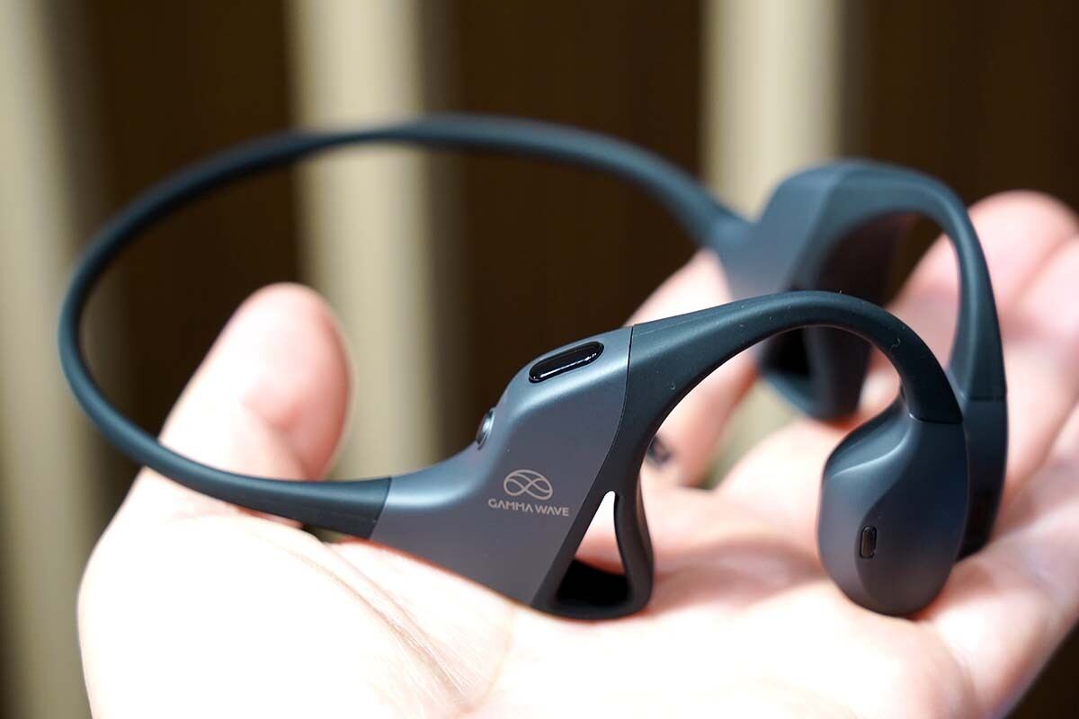 ガンマ波発生で“脳を鍛える”イヤホン「kikippa」 シオノギヘルスケア
