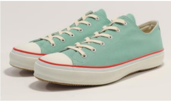 西鉄電車コラボスニーカー限定500足販売 アイスグリーンにレッド帯の