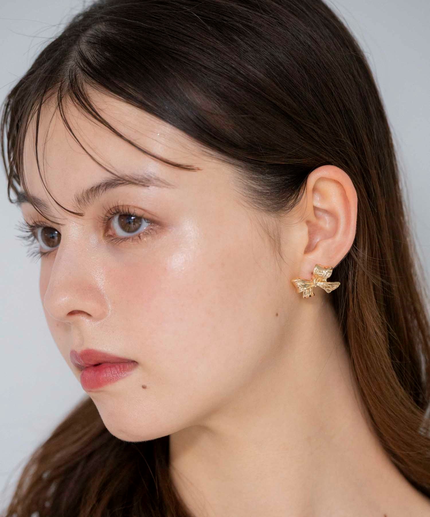 リボンぷっくりピアス | ピアス | NOELA OFFICIAL WEB STORE