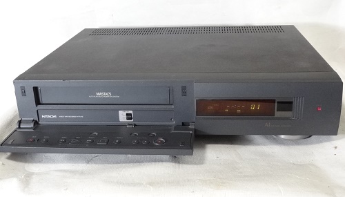 ジャンク譲渡コーナー （0円ジャンク） ＞ HITACHI VT-F470 VHSビデオ