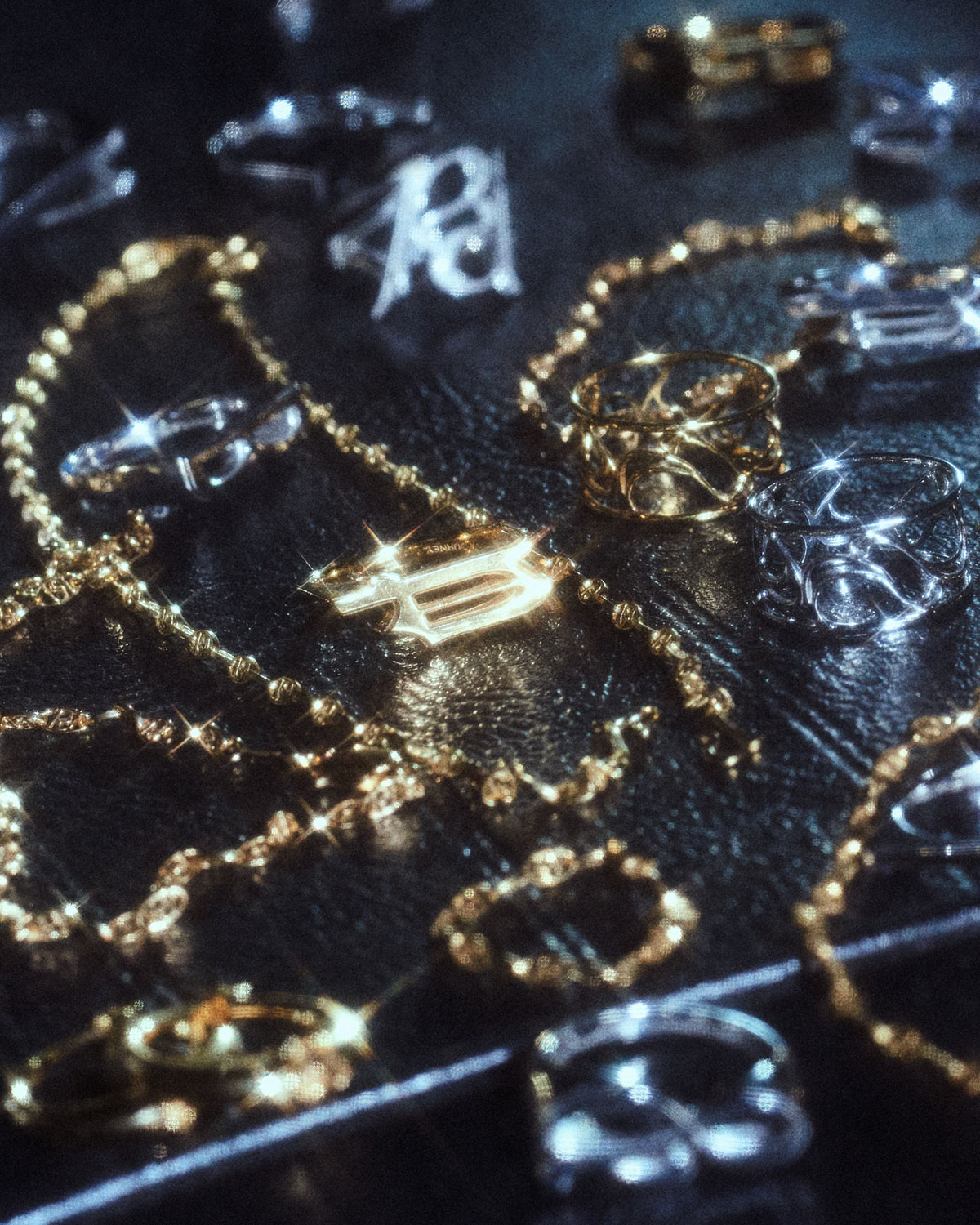 King Gnu常田大希が自身初のジュエリーコレクションを発表。10日間限定