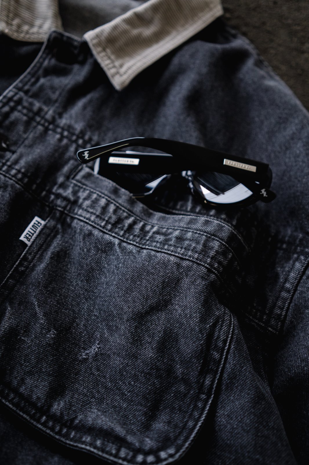 FLUTTER] Denim Tracker Jacket BLACK - OCEANBEETLE ONLINE STORE