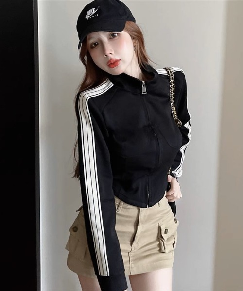 A'GEM/9 × .kom『.kom/ドットケーオーエム』クロップド丈 ライン