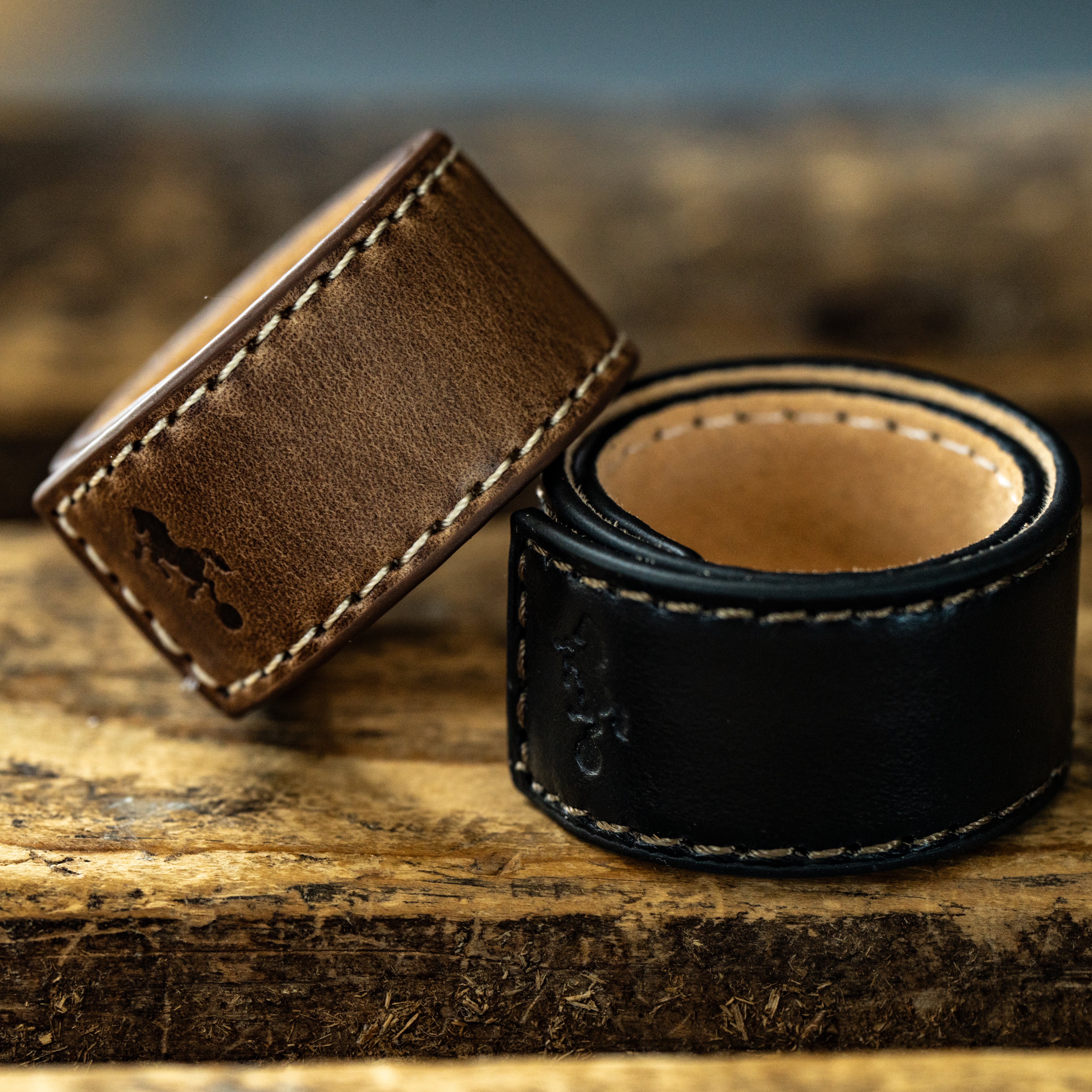 Slap bracelet – One trick pony