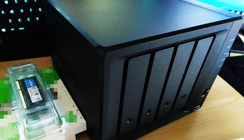 Synology DS918+ 16GBメモリへ交換とSSD M.2 NVMeの取り付け。 | PC