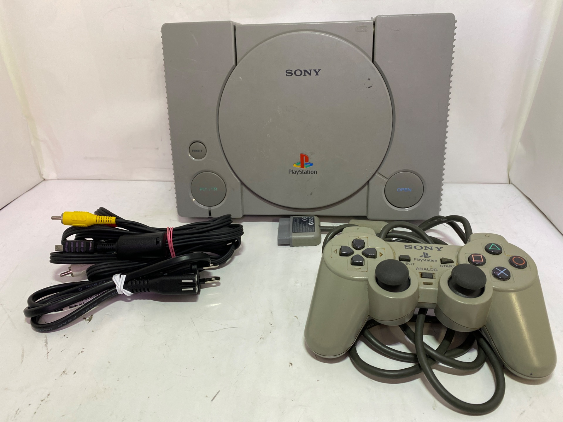 SONY Play Station SCPH-7000の激安通販(詳細情報) - パソコンショップパウ