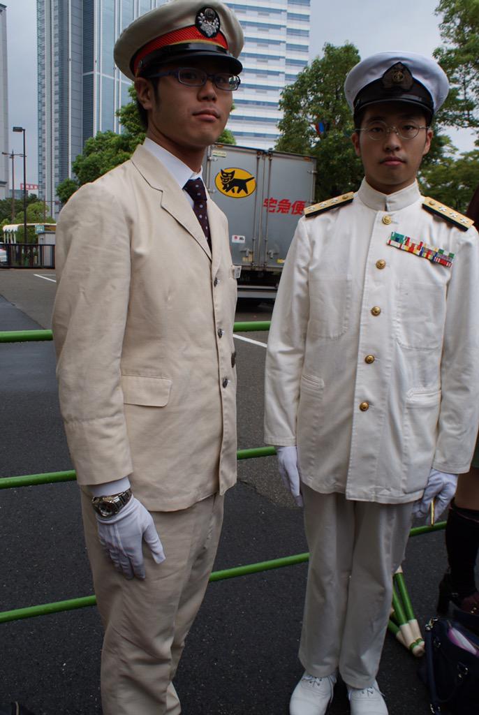コミケ88で盛夏制服を日本海軍の所謂二種軍装と勘違いされる方がおられ