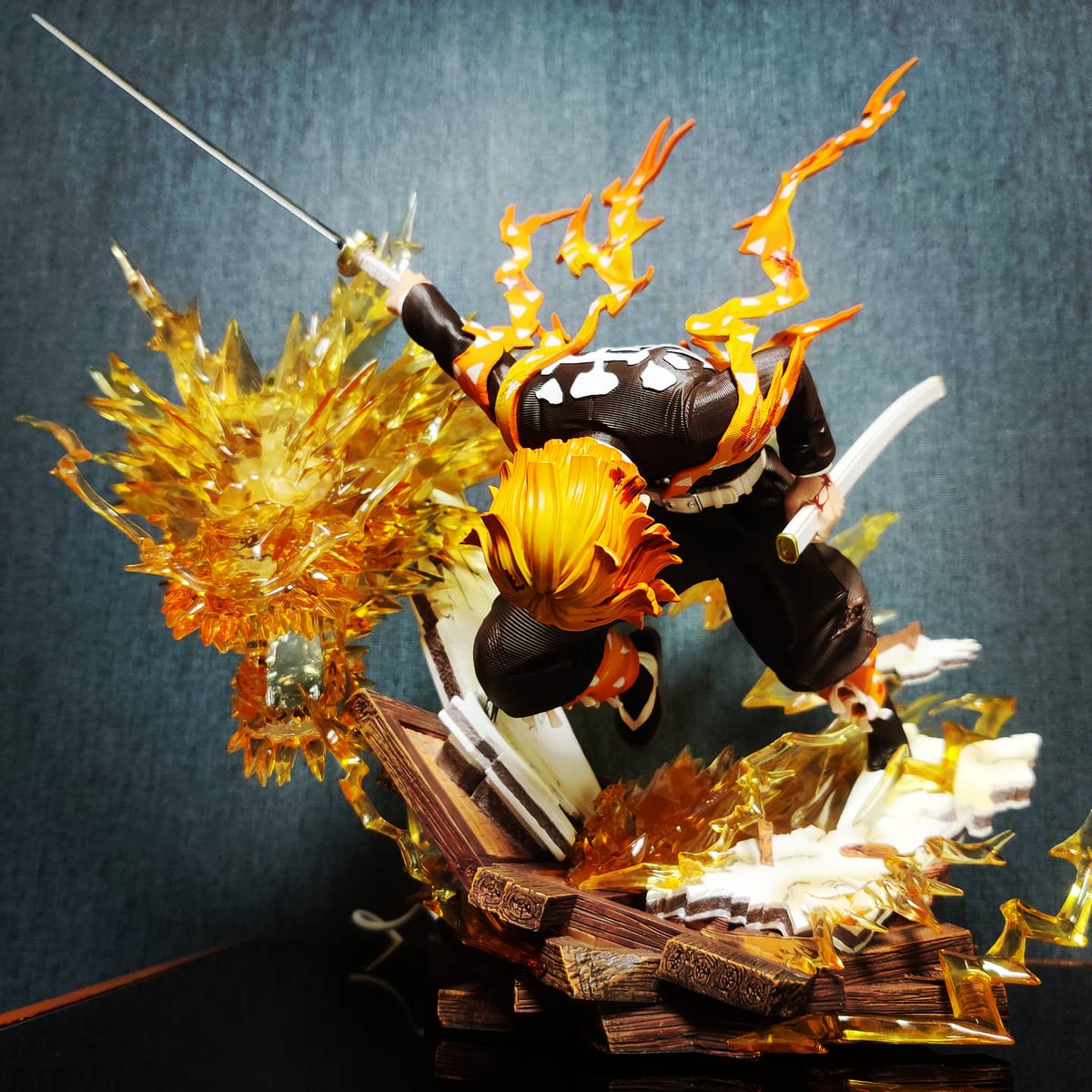 我妻善逸のガレージキットです!火雷神 めちゃくちゃカッコいい! #鬼滅