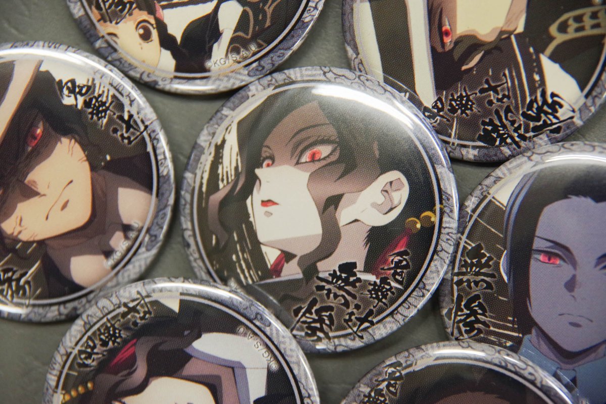 鬼滅の刃　絵巻カフェ　くじ引き44mm缶バッジ　鬼舞辻無惨　女無惨 鬼滅の刃 絵巻カフェ くじ引き44mm缶バッジ 鬼舞辻無惨 女無惨
