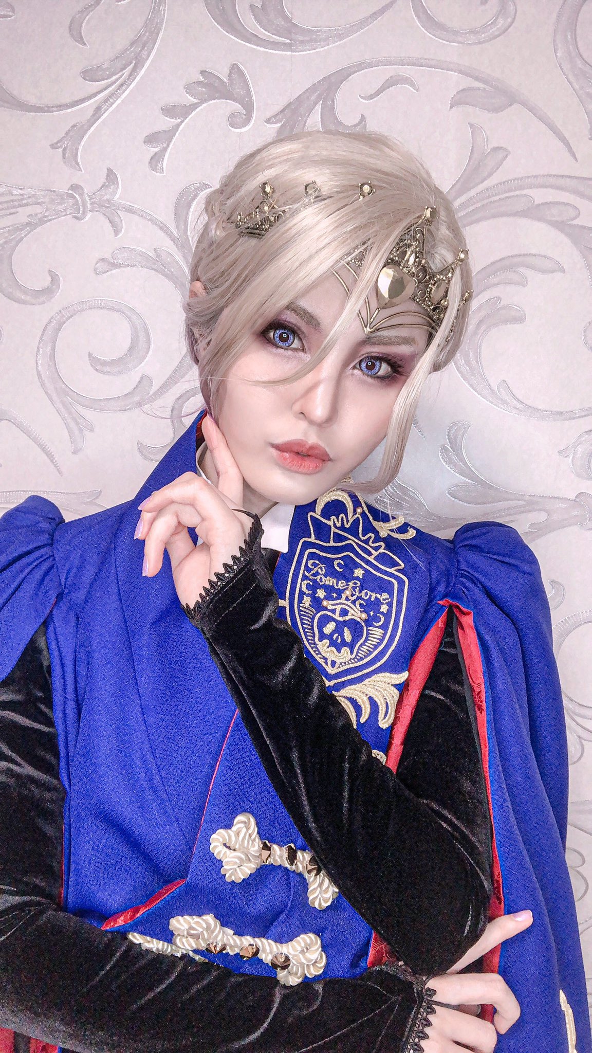 あやページ/寮服ヴィル あやページ/寮服ヴィル ツイステ ヴィル 寮服