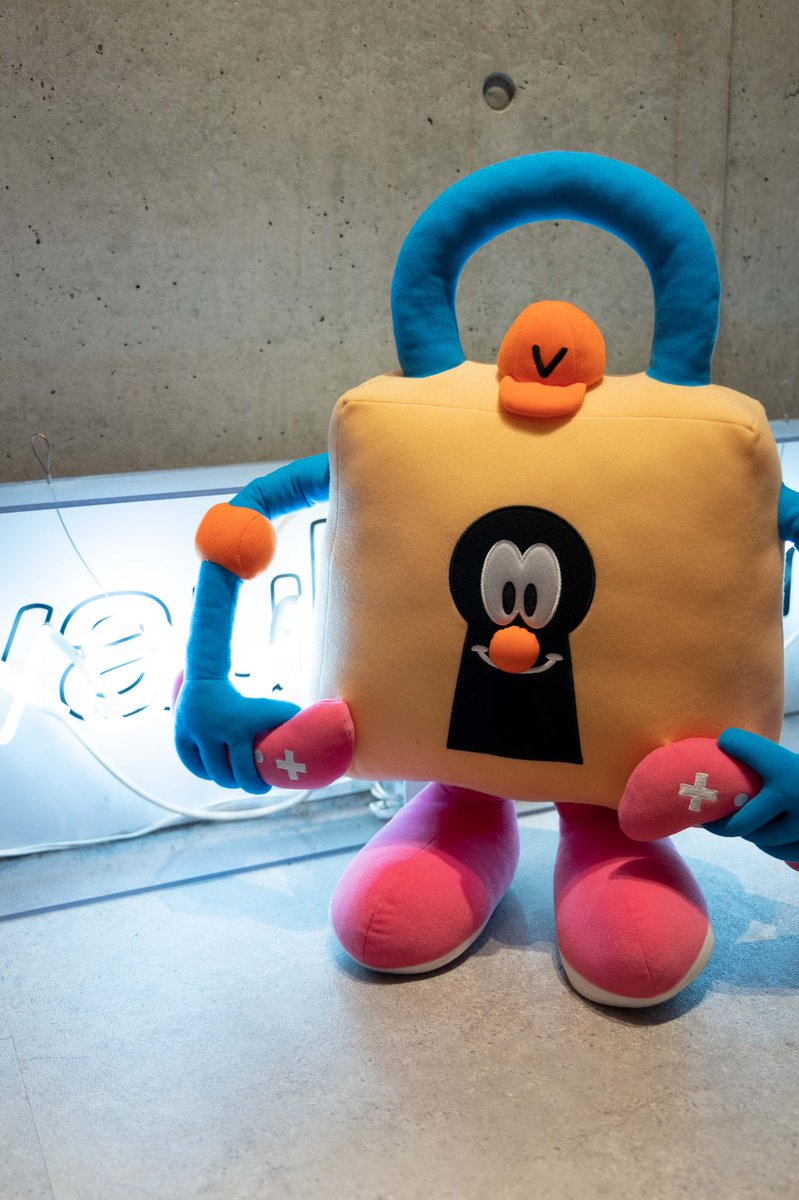 第一弾】 30万人ありがとうございます🙏 RTもしくは引用RT頂いた方5名