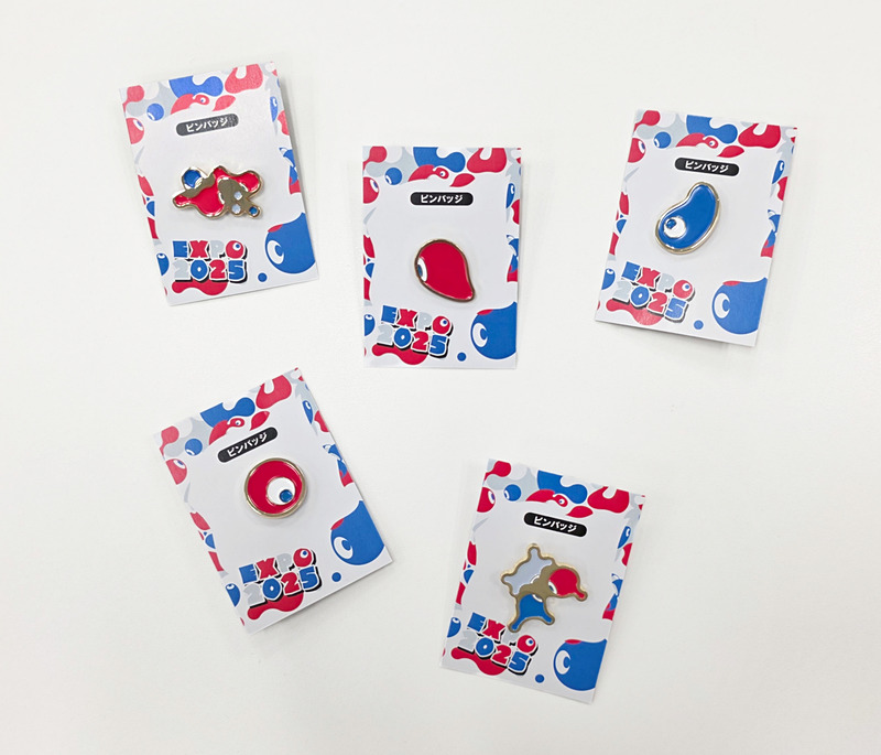 近鉄百貨店から「こみゃく」グッズが続々と登場！ 万博会場内ストアで