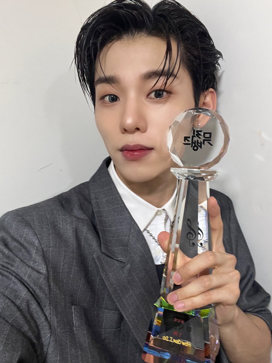 EVNNE イジョンヒョン スクラッチ C賞 EVNNE イジョンヒョン