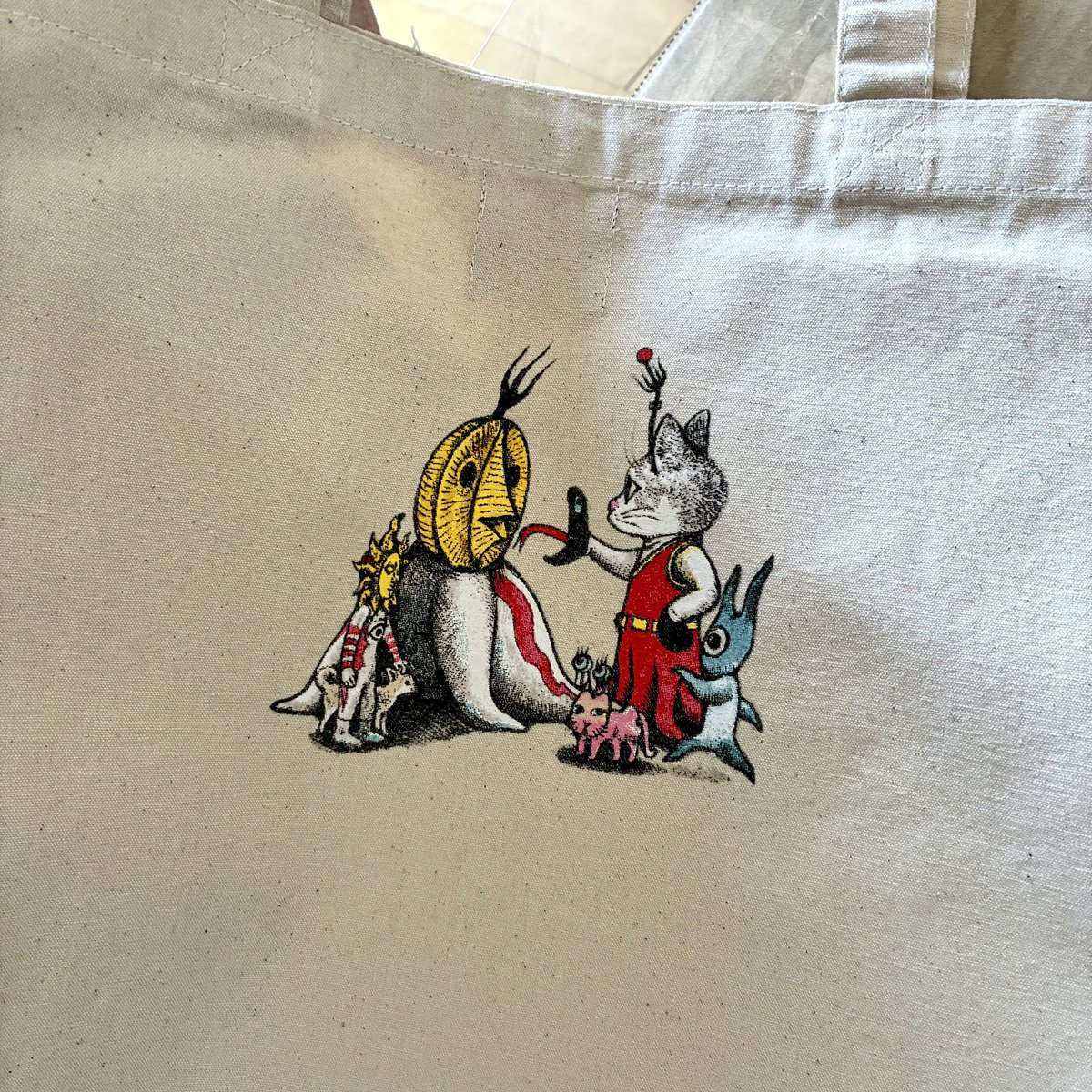 タローマン×ヒグチユウコさんのコラボトートバッグが届きました👜✨