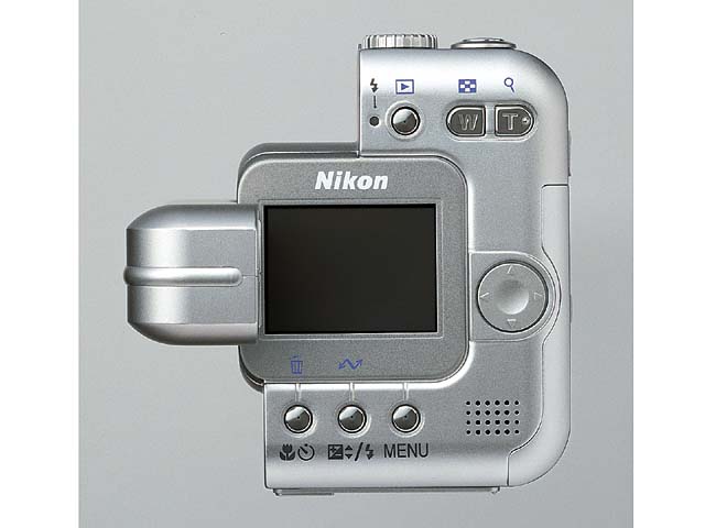 ニコン、薄型スイバルデジカメ「COOLPIX SQ」