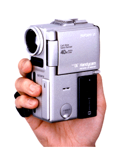 ソニー、小型DVカメラ発売