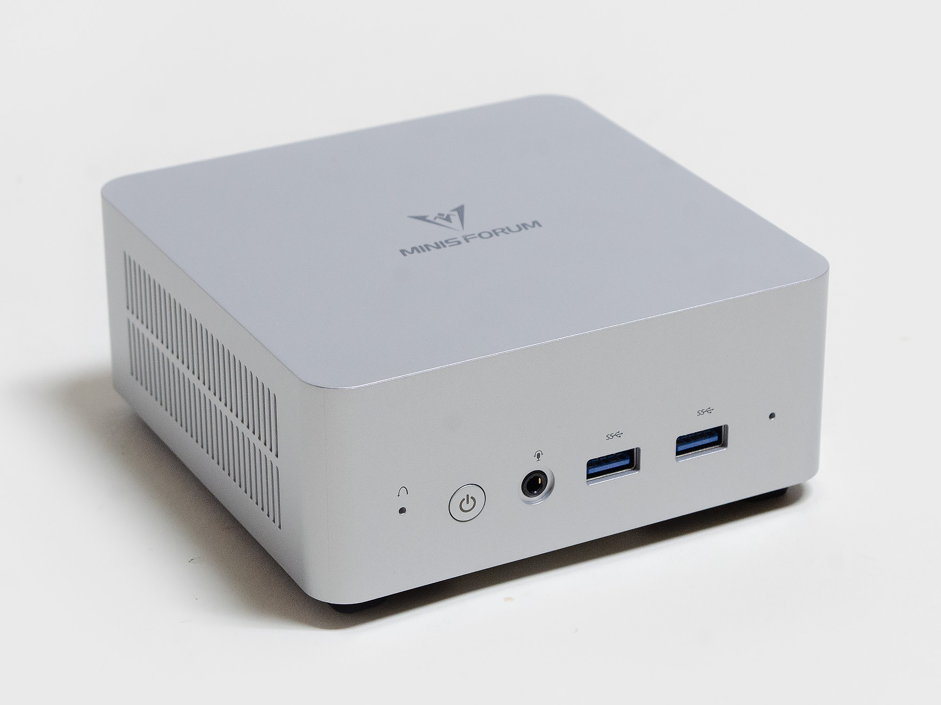 西川和久の不定期コラム】USB PD給電でも動作する5万円台のCore i7搭載