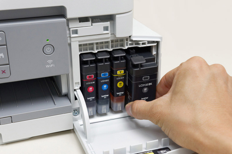 小さなボディにドデカいインク！ 1年間ノンストップで戦える？ 低