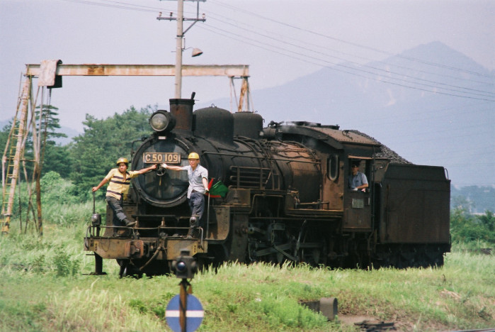 亀山機関区の老兵 C50 : X-TRAIN「鉄道情景」